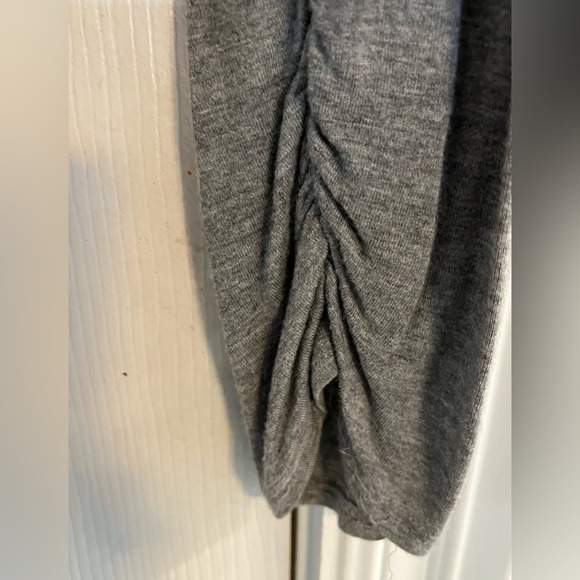 Willi Smith jacked SZ M. Grey with rousted wrists and an adjustable waist - Picture 3 of 5